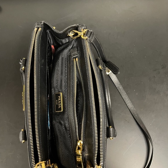 PRADA-Saffiano Galleria Medium (DUSTBAG+BOX) - Picture 9 of 16